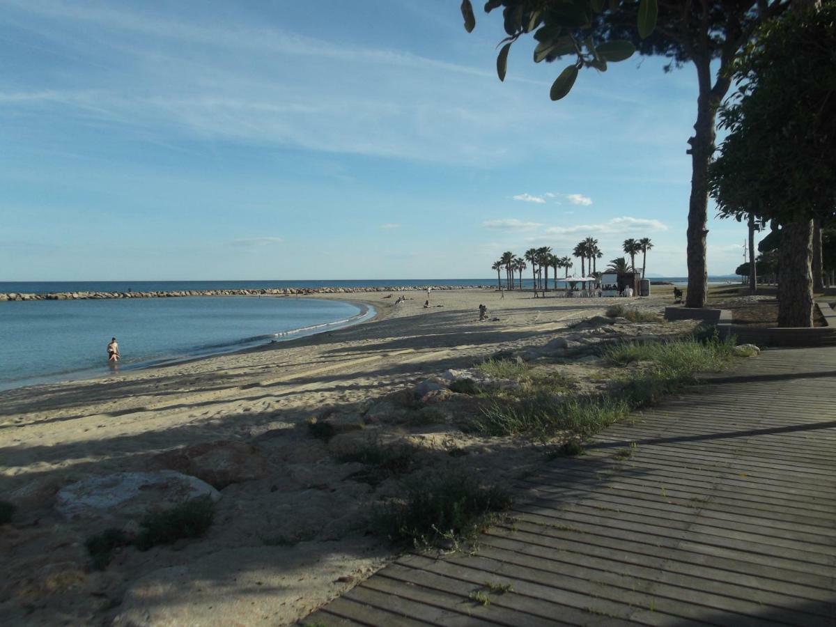 Vilanova de EscornalbouA&E.Escornalbou住宿加早餐旅馆 外观 照片